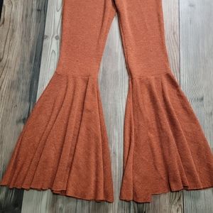 Burnt orange two piece bell bottom set